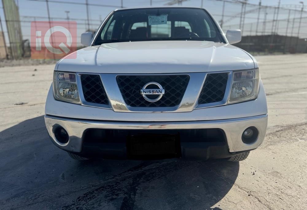 نيسان نافارا